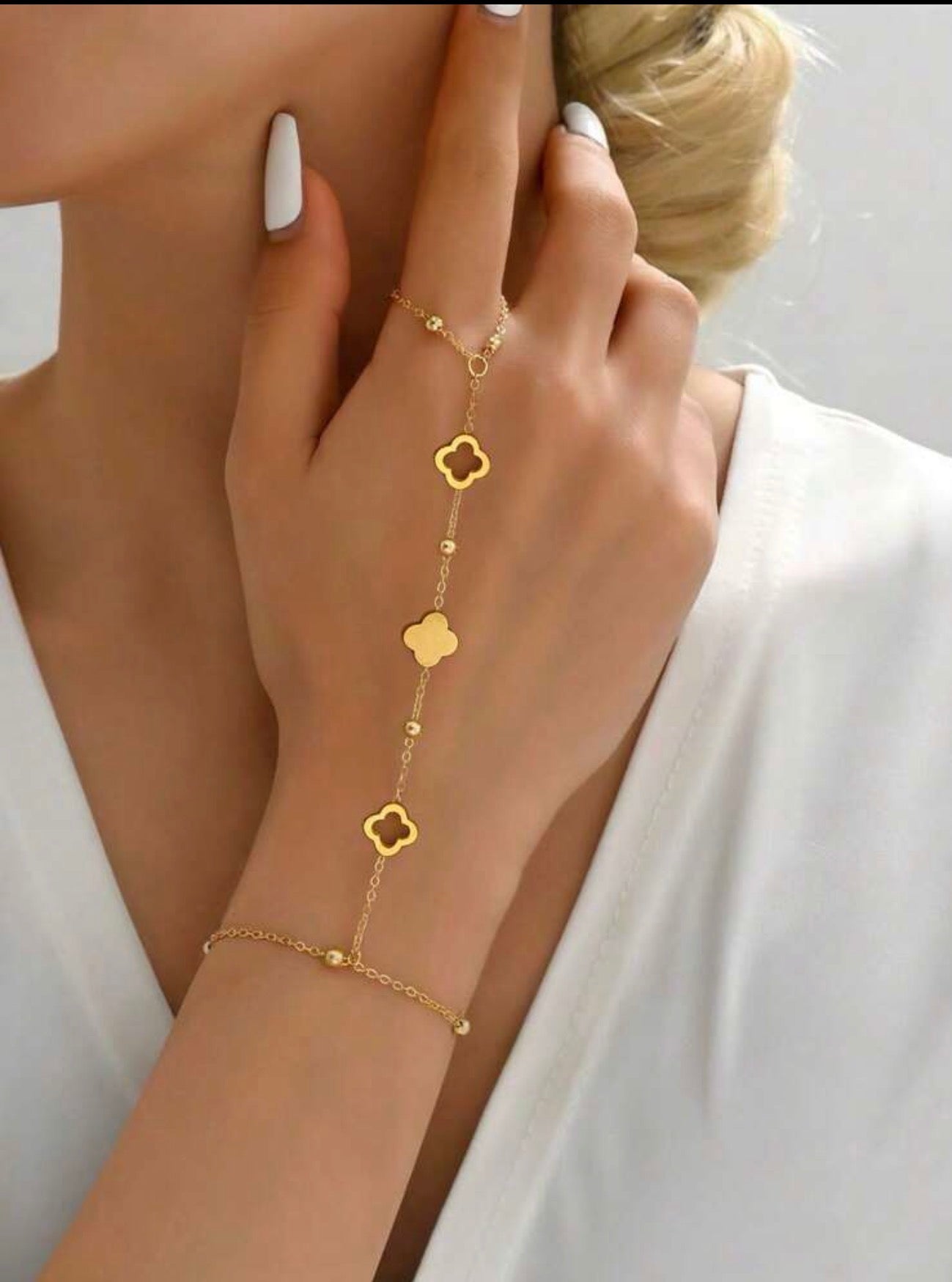 Clover Finger Bracelet with Chain – Women’s Hand Chain Jewelry